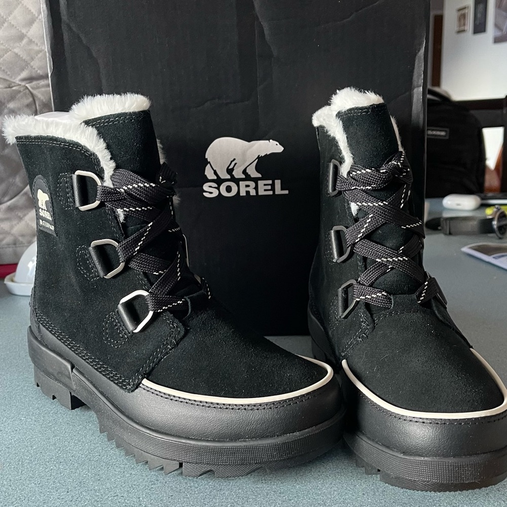 Sorel Tivoli IV women’s size 10 snow boots